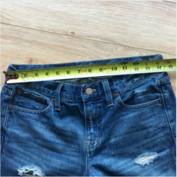 Madewell Distressed Boyfriend Jeans - Picture 11 of 13